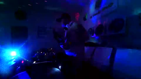 djnackt75 online show from May 22, 12:51 am