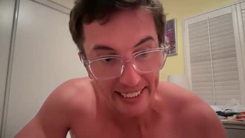 Snapshot of doctorlove1909 chatting on April 14, 6:52 am doctorlove1909 online show from April 14, 6:52 am