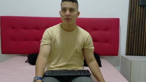  01 online show from May 21, 11:39 am