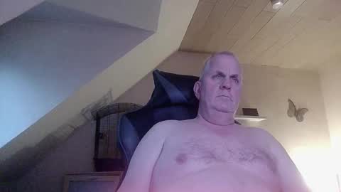 doggy2629 online show from February 6, 4:32 pm