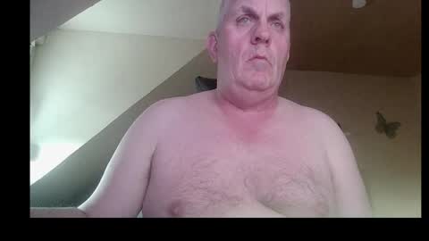 doggy2629 online show from April 10, 5:50 pm