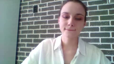 Snapshot of dolcezza_ chatting on April 3, 11:41 am dolcezza_ online show from April 3, 11:41 am