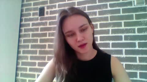 dolcezza_ online show from April 16, 11:33 am