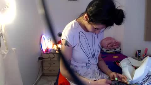 Snapshot of doll_sary chatting on June 22, 6:38 pm Catherine XXX online show from June 22, 6:38 pm