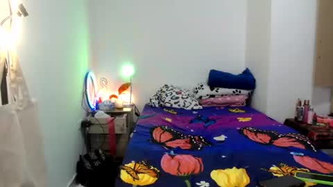 Snapshot of doll_sary chatting on June 24, 11:15 pm Catherine XXX online show from June 24, 11:15 pm