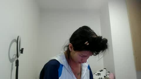 Snapshot of doll_sary chatting on July 15, 6:46 pm Catherine XXX online show from July 15, 6:46 pm