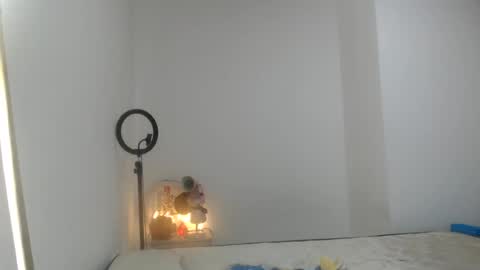 Snapshot of doll_sary chatting on July 21, 5:54 am Catherine XXX online show from July 21, 5:54 am