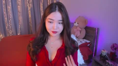 Snapshot of dollyiaa chatting on April 27, 1:20 pm Dollya online show from April 27, 1:20 pm