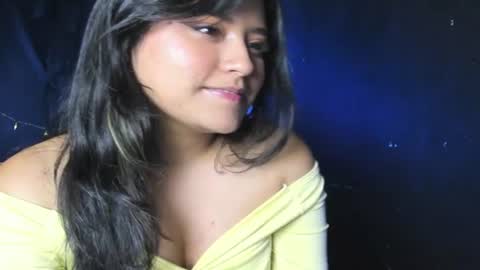 Snapshot of dollywdoll chatting on June 21, 10:23 pm dollywdoll online show from June 21, 10:23 pm