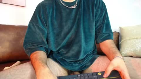 domboy  online show from June 6, 8:57 pm