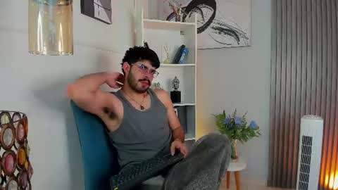 domboy  online show from June 26, 8:02 pm