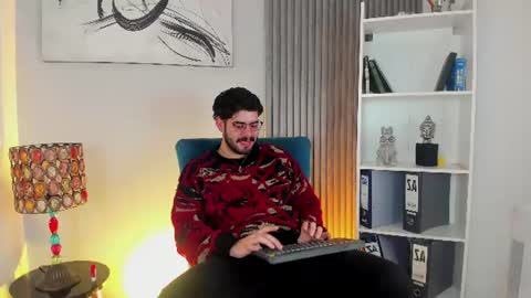 domboy  online show from June 29, 8:09 pm