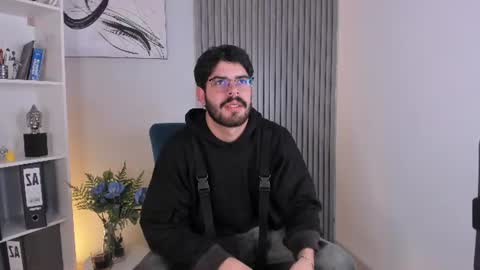 domboy  online show from July 6, 8:11 pm