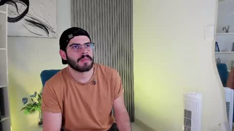 domboy  online show from July 16, 7:53 pm