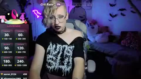 Bigbearnbunnyboy online show from July 19, 5:22 am