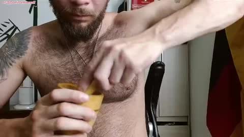 Logan - INDEPENDET MODEL online show from April 15, 7:58 pm