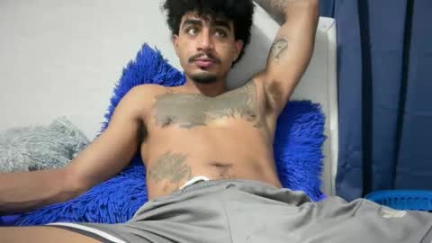 Snapshot of dominic_brand chatting on May 21, 11:01 pm Brandon online show from May 21, 11:01 pm