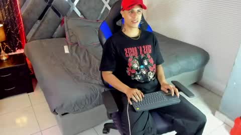DOMI online show from May 31, 3:26 am