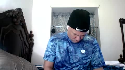 luis online show from June 13, 9:13 pm