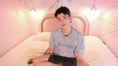 DOMINIC  online show from June 24, 8:30 pm