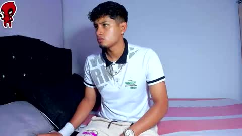 Snapshot of dominick_king chatting on March 2, 1:30 am Dominic online show from March 2, 1:30 am