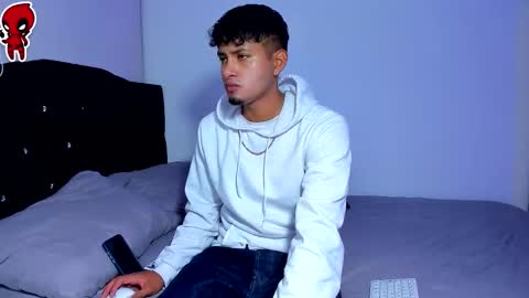 Snapshot of dominick_king chatting on March 13, 2:07 am Dominic online show from March 13, 2:07 am