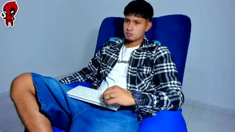  Dominic  online show from April 26, 2:42 am