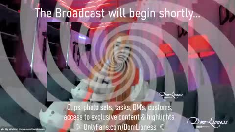 Snapshot of domlioness chatting on March 27, 11:15 pm DomLioness online show from March 27, 11:15 pm