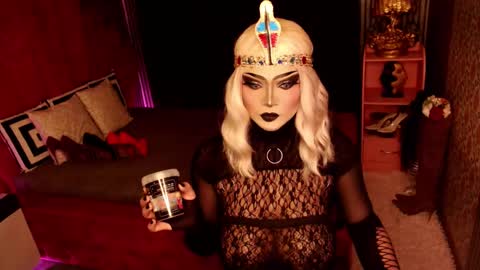 Snapshot of domtrans4sub chatting on December 5, 3:59 am online show from December 5, 3:59 am