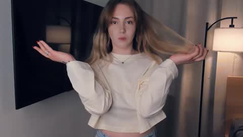 Emily online show from March 10, 8:41 am