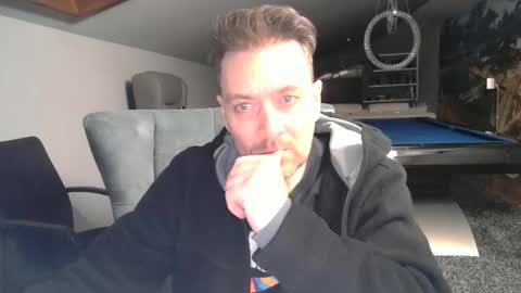 Snapshot of dondiego9999 chatting on February 22, 1:07 am dondiego9999 online show from February 22, 1:07 am