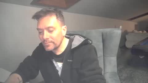 Snapshot of dondiego9999 chatting on March 8, 3:10 am dondiego9999 online show from March 8, 3:10 am