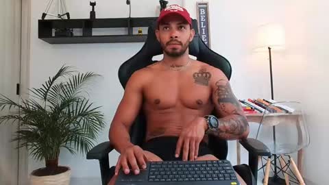 Snapshot of donn_cruz chatting on April 11, 5:39 pm Victor online show from April 11, 5:39 pm