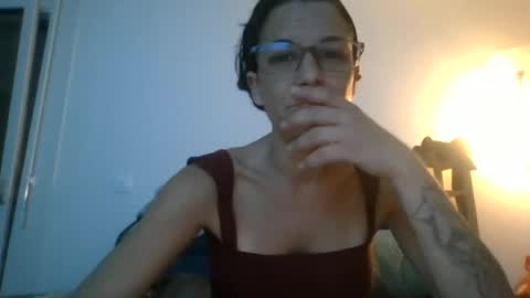 donna_cira online show from June 12, 1:37 am