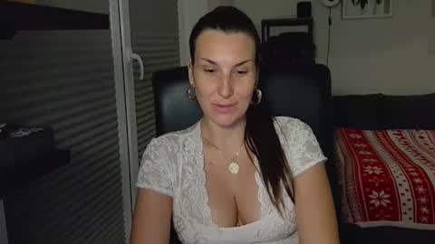 DonnaLive online show from November 12, 4:18 pm