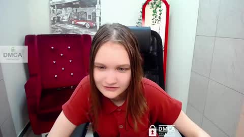 Sia online show from May 1, 6:40 am