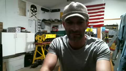 Snapshot of donniestone chatting on February 3, 11:36 pm donniestone online show from February 3, 11:36 pm