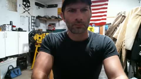 Snapshot of donniestone chatting on October 23, 3:22 pm donniestone online show from October 23, 3:22 pm