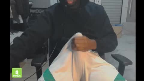 doomdrag3 online show from March 28, 9:47 pm