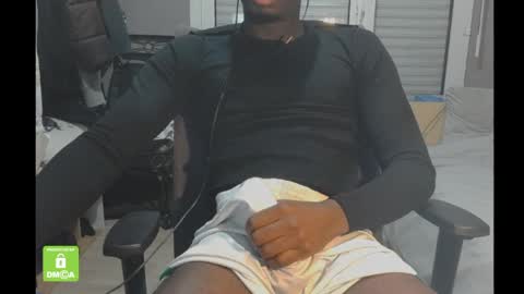 doomdrag3 online show from April 20, 11:28 pm