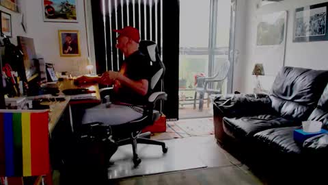 dopeleaf2 online show from October 9, 11:19 am
