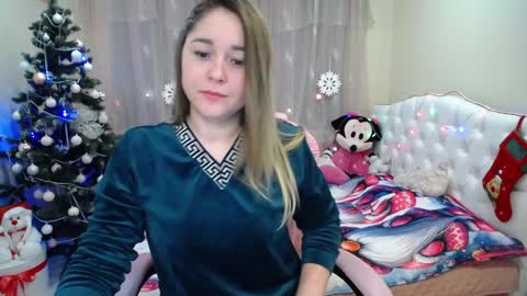 Snapshot of dorasuun chatting on December 30, 7:26 am dorasuun online show from December 30, 7:26 am