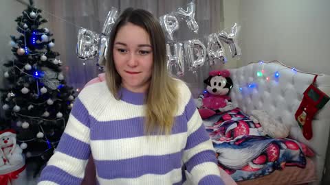 Snapshot of dorasuun chatting on January 6, 1:52 pm dorasuun online show from January 6, 1:52 pm