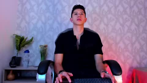 dorian_mystery online show from January 26, 3:38 am