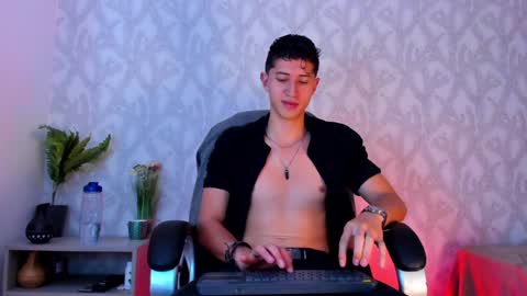 dorian_mystery online show from January 26, 6:38 am
