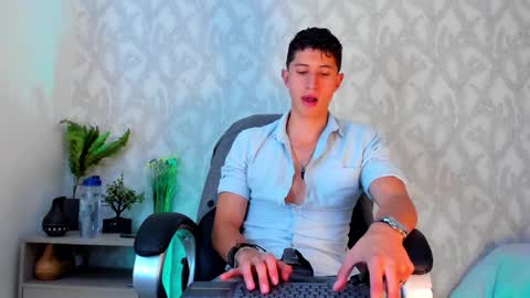 dorian_mystery online show from January 29, 4:47 am