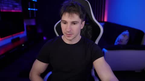 Dorian Reyes online show from February 11, 12:59 am