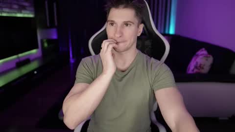 Dorian Reyes online show from February 23, 11:14 pm