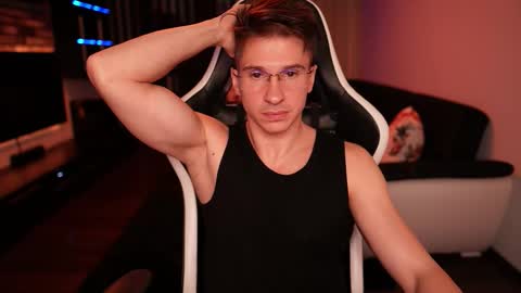 Dorian Reyes online show from October 23, 12:54 am