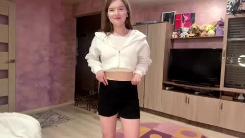 Snapshot of dorotameow chatting on April 14, 7:09 pm Dorota online show from April 14, 7:09 pm